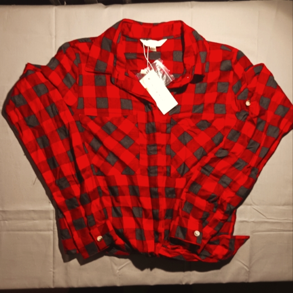 Woman's Sim & Sam Top
